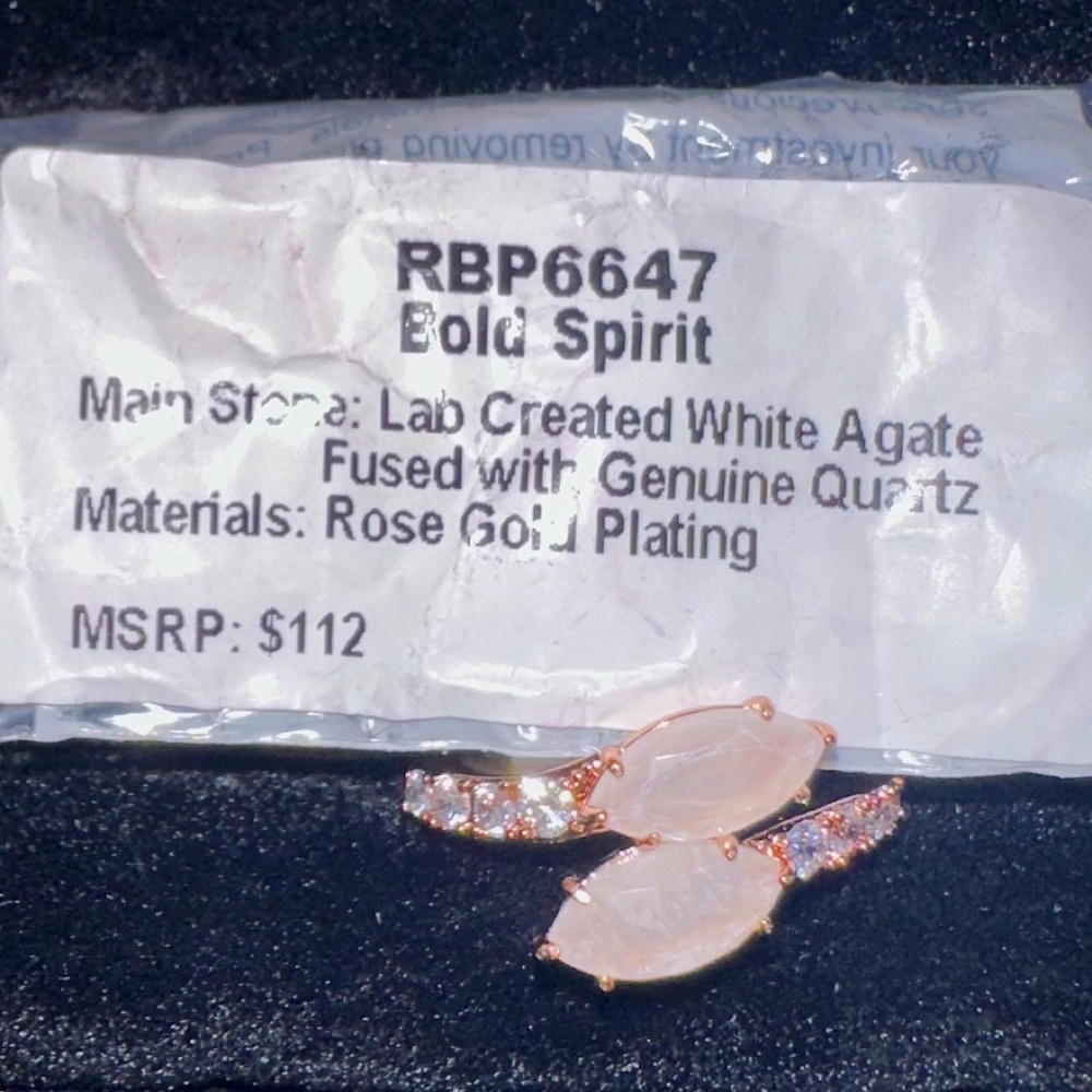 Bomb Party White Agate fused with Genuine Quartz Size 11 Ring